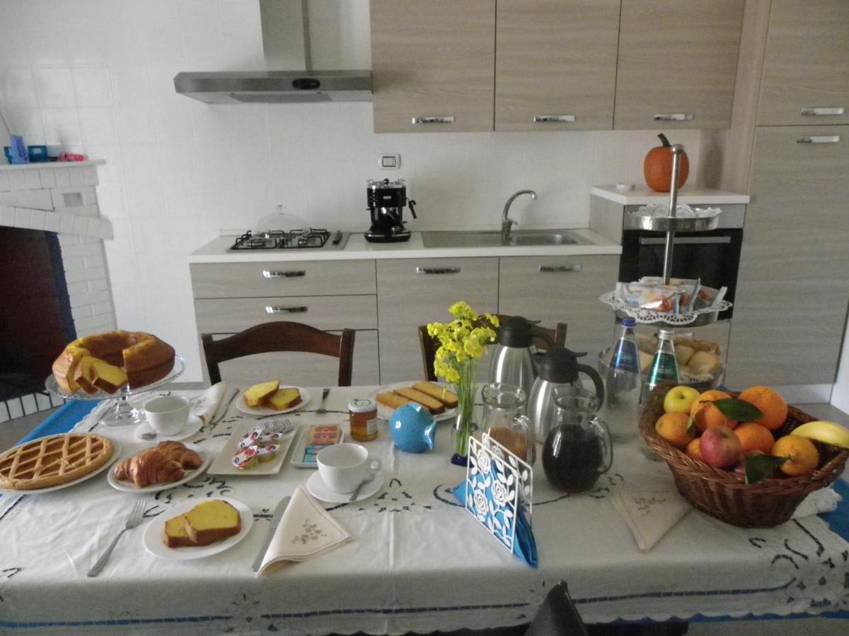 B&B And Home Restaurant La Casa Del Pescatore Sant'Anna Arresi Luaran gambar