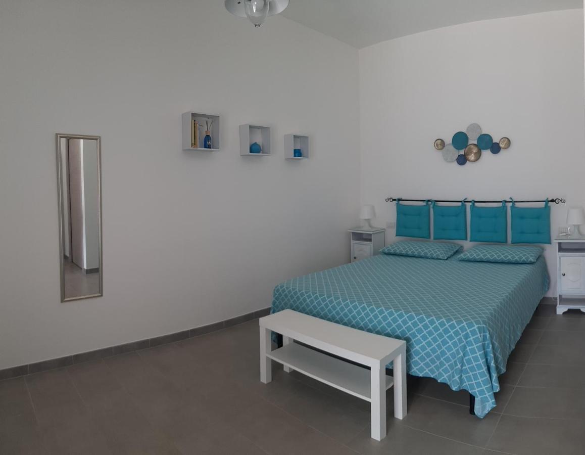 B&B And Home Restaurant La Casa Del Pescatore Sant'Anna Arresi Luaran gambar