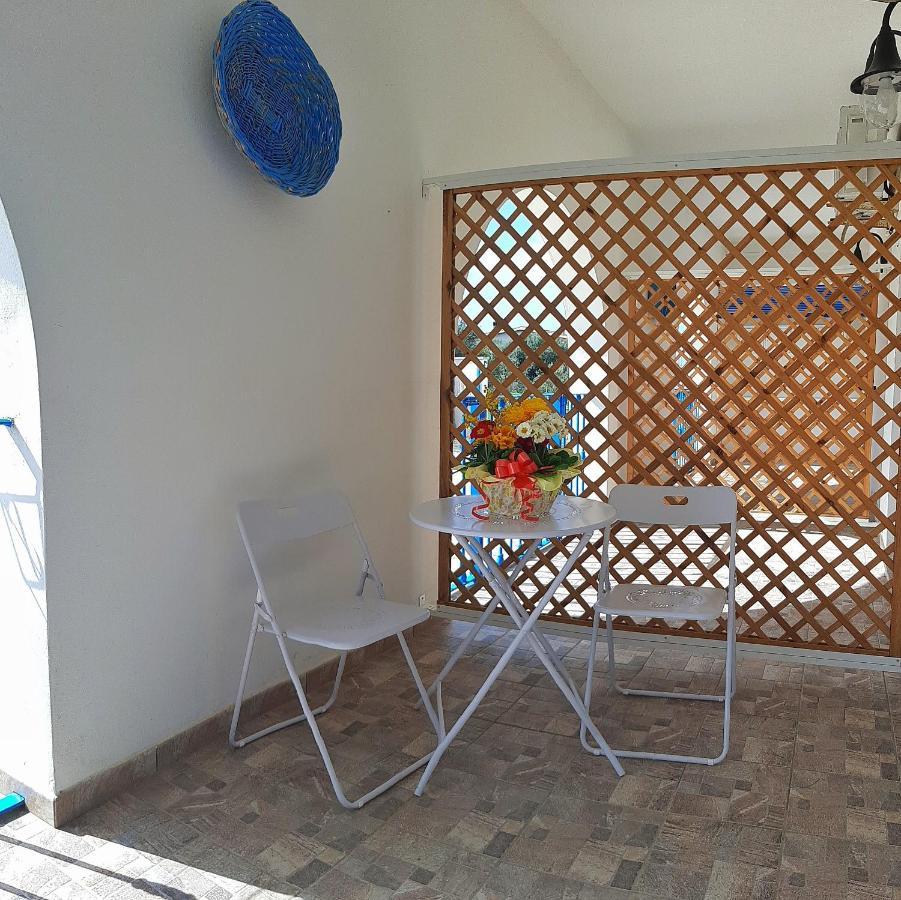 B&B And Home Restaurant La Casa Del Pescatore Sant'Anna Arresi Luaran gambar